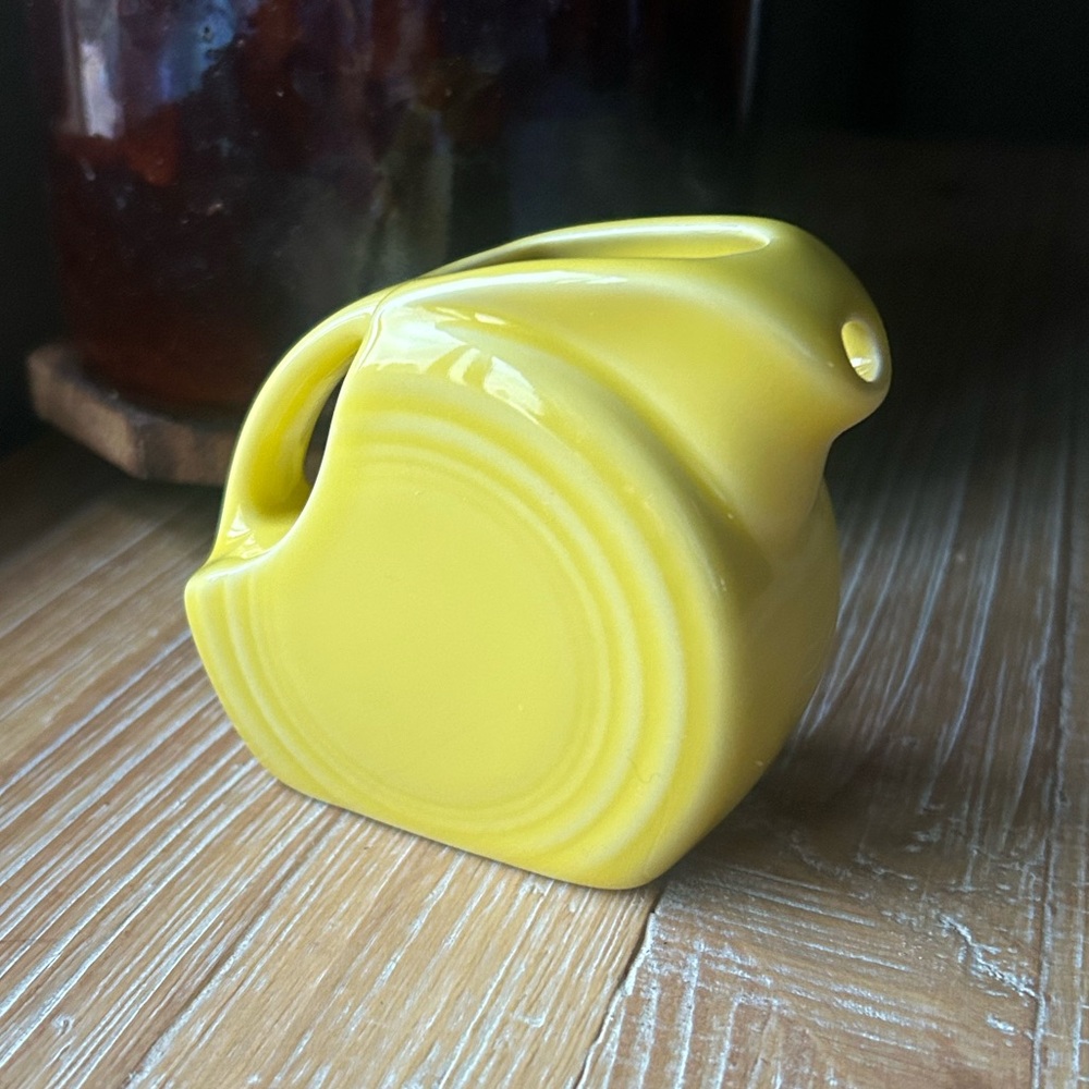 Fiesta Ware Homer Laughlin Small Mini Disc Pitcher Yellow Retired USA - Picture 2 of 11